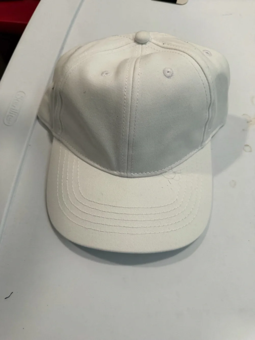 Time and Tru Adjustable One size fits Most Hat cap white